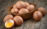 Το μυστικό για να γίνει πιο εύκολο το ξεφλούδισμα των αυγών (video),