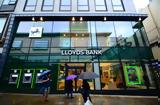 Lloyds Bank, Καμία,Lloyds Bank, kamia