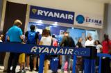Ryanair, Ταλαιπωρία, 40 000, – Καθηλωμένα,Ryanair, talaiporia, 40 000, – kathilomena