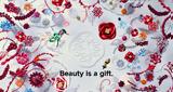 Οι κορυφαίοι οίκοι ομορφιάς,δημιούργησαν για ακόμη μια χρονιά τα πιο ξεχωριστά δώρα