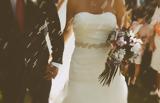 Νέα έρευνα: Ο γάμος μειώνει τον κίνδυνο εμφάνισης άνοιας,