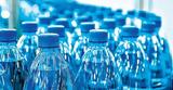 Οι εταιρείες εμφιαλωμένου νερού εγκαταλείπουν το πλαστικό μπουκάλι,