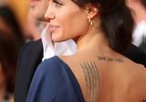 Angelina Jolie, Γνώρισε, “χτυπήσει”,Angelina Jolie, gnorise, “chtypisei”