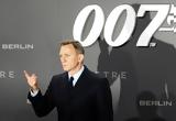 “θύμα”, … James Bond,“thyma”, … James Bond