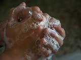 Να πλένεις τα χέρια σου κάθε φορά που αγγίζεις αυτά τα 6 πράγματα,
