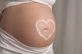 Οι έγκυες μπορεί να μεταδώσουν τον νέο κορωνοϊό στο μωρό τους,υποστηρίζει έρευνα