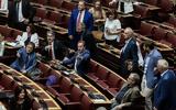 Βουλή, Ένταση, Ολομέλεια - Αποβλήθηκε, ΣΥΡΙΖΑ Κ, Μάρκου,vouli, entasi, olomeleia - apovlithike, syriza k, markou