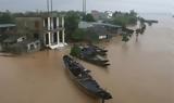 Πλημμύρες, Βιετνάμ, Τουλάχιστον 93,plimmyres, vietnam, toulachiston 93