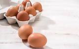 Τι δεν πρέπει να βάζετε ποτέ στα αυγά αν θέλετε να τα τρώτε υγιεινά,