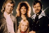 ABBA – Επιστρέφουν,ABBA – epistrefoun