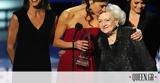 Hollywood, Betty White Άφησε,Hollywood, Betty White afise