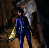 Batgirl,– Cineramen