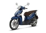 Τo Piaggio Liberty, Baci Perugina, 100στης,to Piaggio Liberty, Baci Perugina, 100stis