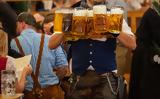 Επιστρέφει, Oktoberfest,epistrefei, Oktoberfest