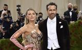 Ράιαν Ρέινολντς, Viral, Μπλέικ Λάιβλι, Met Gala – Μακάρι,raian reinolnts, Viral, bleik laivli, Met Gala – makari