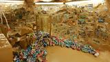 Μέσα, Thomas Hirschhorn,mesa, Thomas Hirschhorn