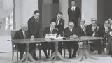 Η αντίφαση που παραμένει άλυτη,