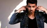 Joe Jonas,