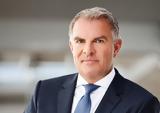 CEO Lufthansa, Δεν,CEO Lufthansa, den