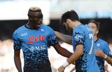 Νάπολι – Σασουόλο 4-0, Συνεχίζει, Serie A, Οσιμέν,napoli – sasouolo 4-0, synechizei, Serie A, osimen