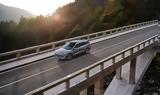 Ford Kuga PHEV,