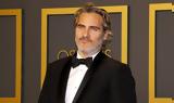 Joaquin Phoenix, Aγνώριστος, Beau, Afraid,Joaquin Phoenix, Agnoristos, Beau, Afraid