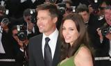 Angelina Jolie, Όπλο, FBI, Brad Pitt,Angelina Jolie, oplo, FBI, Brad Pitt