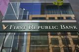 Bυθίζεται, First Republic Bank-Αναστολή,Bythizetai, First Republic Bank-anastoli