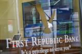 Υπό, First Republic Bank,ypo, First Republic Bank