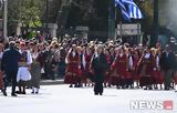 25η Μαρτίου, Ξεκίνησε, Αθήνας – Δείτε,25i martiou, xekinise, athinas – deite