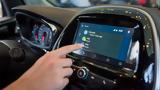 General Motors, Apple CarPlay,Android Auto