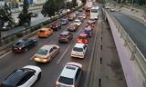 Τροχαίο, Λεωφόρο Ποσειδώνος, Ουρές, Πειραιά,trochaio, leoforo poseidonos, oures, peiraia