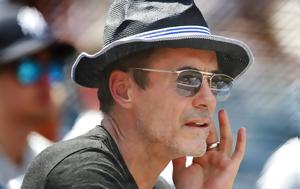 Robert Downey Jr, Αυτές, 25χρονη, Robert Downey Jr, aftes, 25chroni