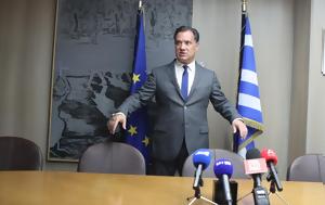Μας δουλεύει κατάμουτρα