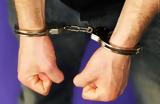 Βουλιαγμένη, Συνελήφθη 66χρονος, 18χρονη,vouliagmeni, synelifthi 66chronos, 18chroni