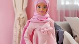 Ξεπεράστε, Barbie, Έρχεται … Hijarbie,xeperaste, Barbie, erchetai … Hijarbie