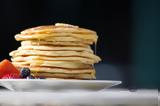 Τα μυστικά για αφράτα pancakes: Η συνταγή με τα 7 υλικά,