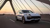 Porsche Cayenne Turbo E-Hybrid, SUV,740