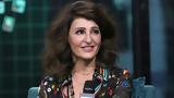 Nia Vardalos, Έχει,Nia Vardalos, echei