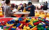 LEGO,