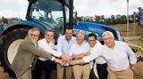 New Holland, Δύο,New Holland, dyo