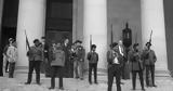 Σαν, 15 Οκτωβρίου, Μαύροι Πάνθηρες,san, 15 oktovriou, mavroi panthires