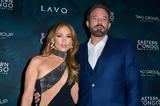 Jennifer Lopez, Μοιράστηκε, Ben Affleck, 2002,Jennifer Lopez, moirastike, Ben Affleck, 2002
