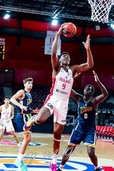 Μπουργκ-Τρέντο 79-67, Συνεχίζει,bourgk-trento 79-67, synechizei