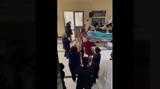 Γιαννάκος, Δικαιολογεί, Ερυθρό – Πολλά,giannakos, dikaiologei, erythro – polla