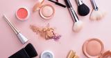 Τα 8 εργαλεία μακιγιάζ που πρέπει να έχουμε στο νεσεσέρ μας,σύμφωνα με τους makeup artists