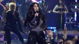 Cher, Τιμήθηκε, Icon Award - Ποτέ,Cher, timithike, Icon Award - pote