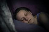 Η συνήθεια στον ύπνο που αποτελεί προειδοποιητικό σημάδι άνοιας,