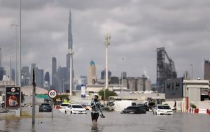 Πλημμύρες, Ντουμπάι, plimmyres, ntoubai