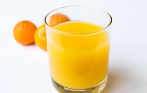 Η χειρότερη στιγμή της ημέρας για να πιεις χυμό πορτοκάλι